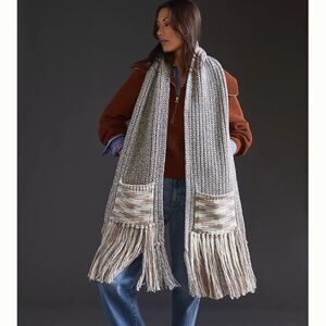 New Anthropologie Fringed Pocket Scarf Gray Beige